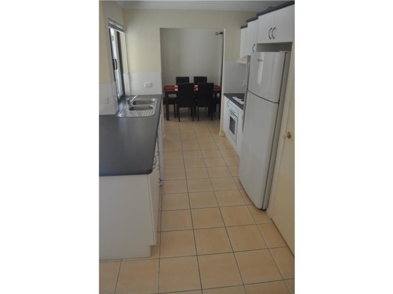 27 Marchwood Avenue, Kirwan QLD 4817