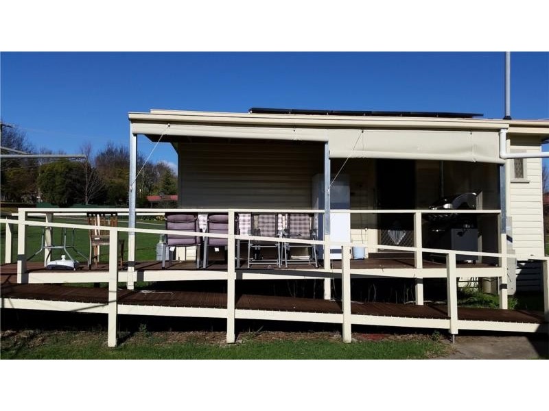 6 Eustace Street, Dartmouth VIC 3701