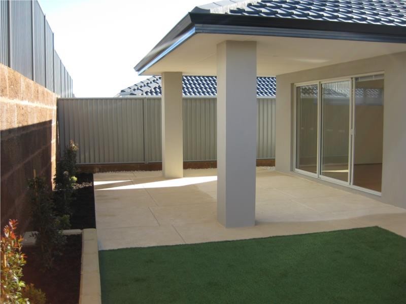 19 Mirima Way, Wandi WA 6167