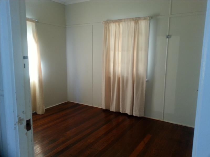 9 Thorn Lane, Ipswich QLD 4305