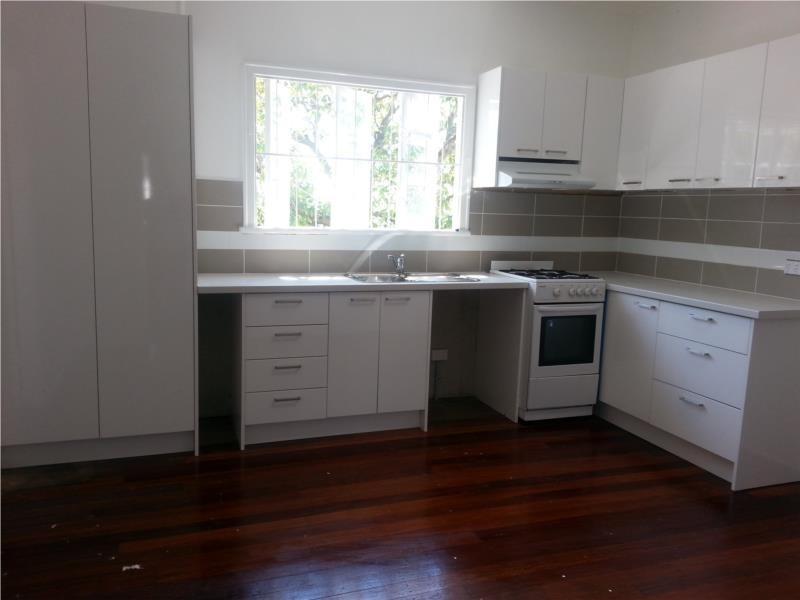 9 Thorn Lane, Ipswich QLD 4305
