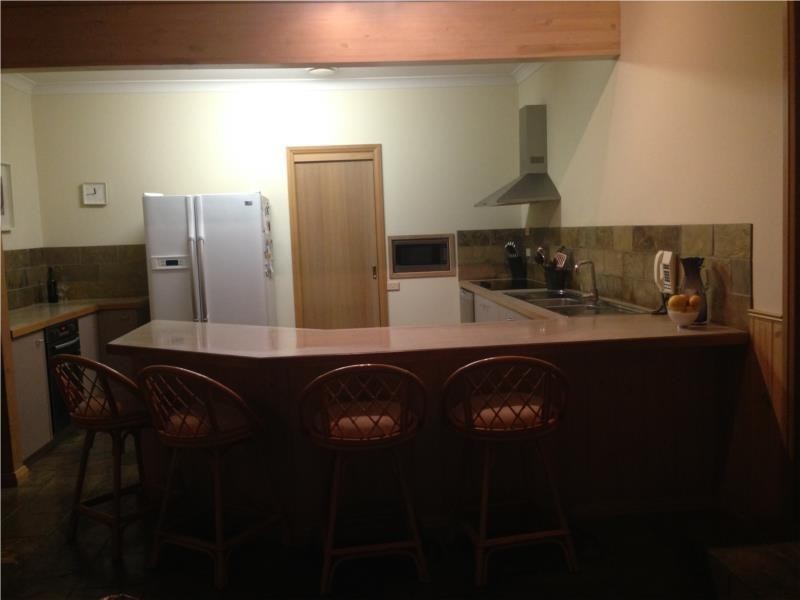 2 Keating Court, Highton VIC 3216