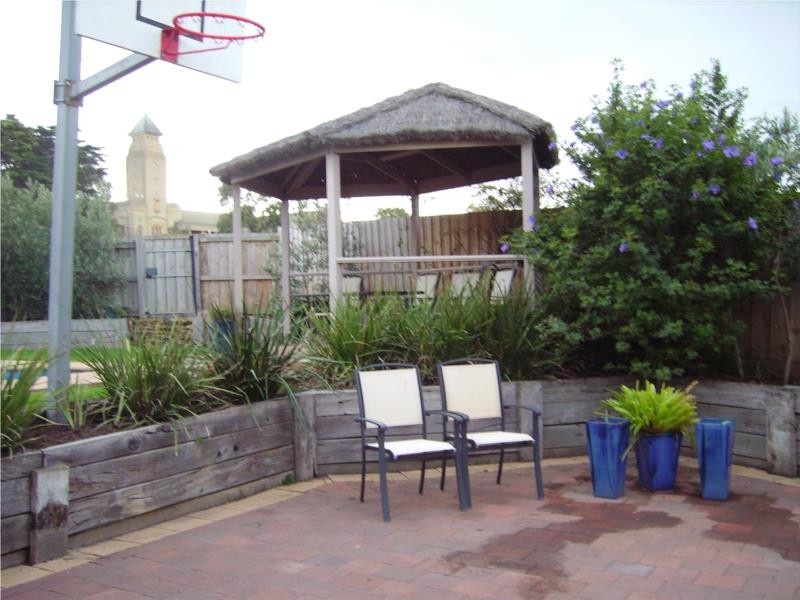 2 Keating Court, Highton VIC 3216