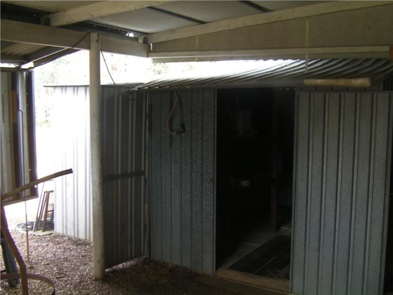 129 Rifle Range Road, Sapphire QLD 4702