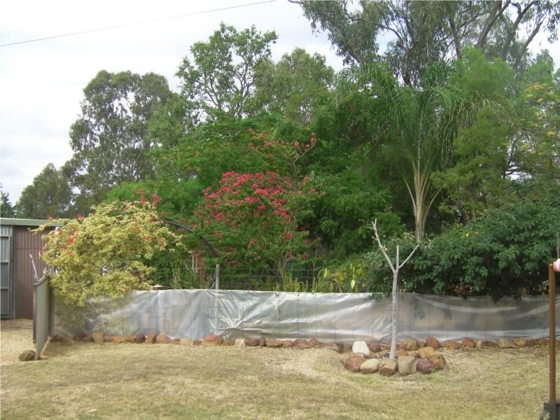 129 Rifle Range Road, Sapphire QLD 4702