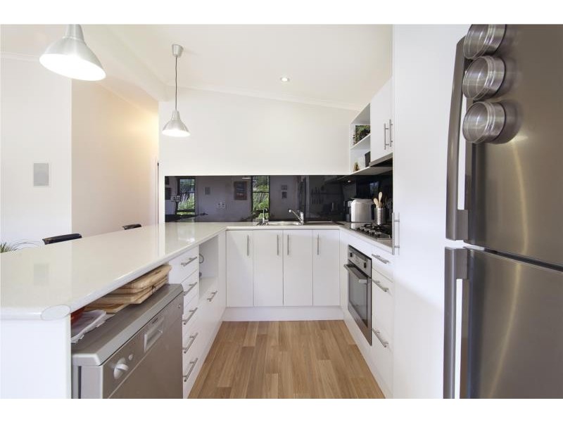11 Gannet Drive, Scotts Head NSW 2447