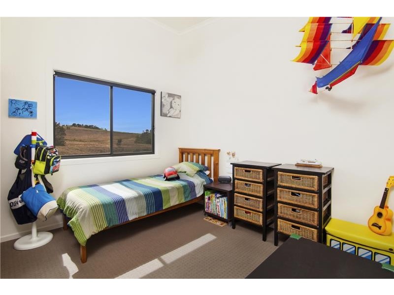 11 Gannet Drive, Scotts Head NSW 2447