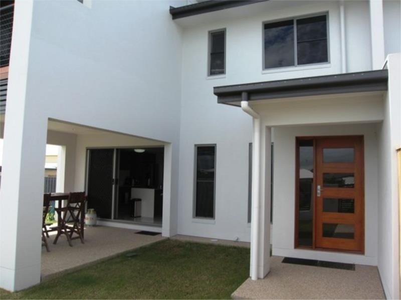 31 Lancaster Way, Ooralea QLD 4740