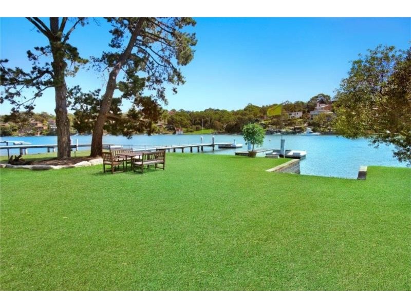 151 Queens Road, Connells Point NSW 2221