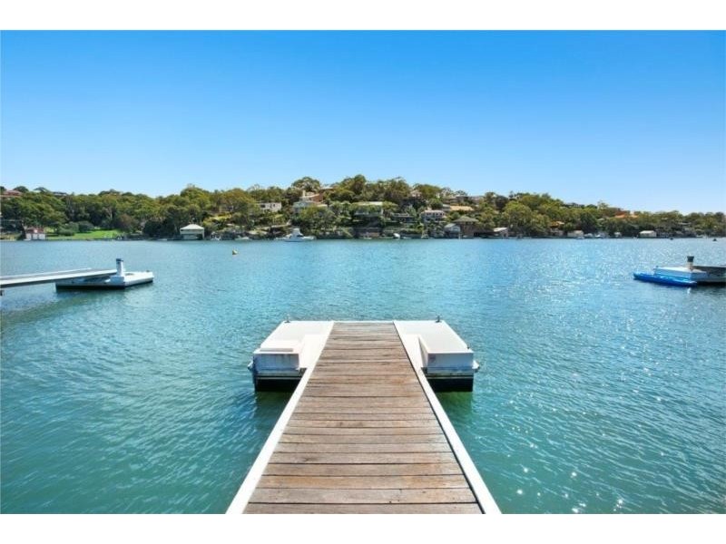 151 Queens Road, Connells Point NSW 2221