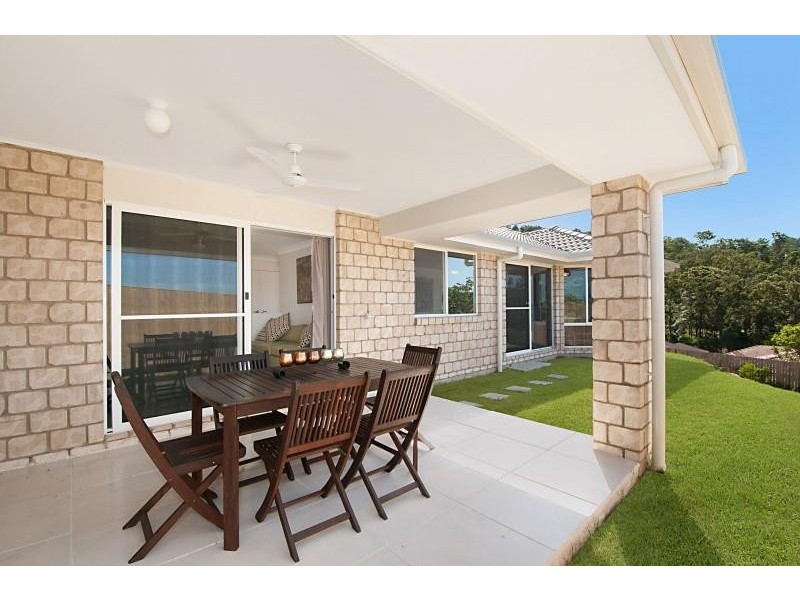 5 Castlereagh Close, Pacific Pines QLD 4211