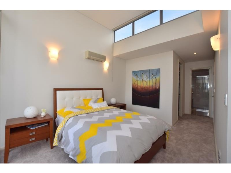 18-26 Church Avenue, Mascot NSW 2020