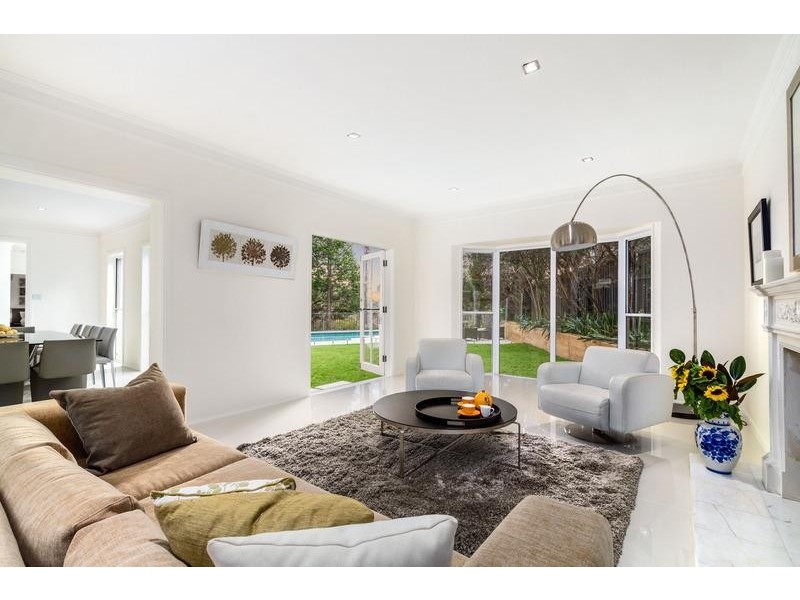 8 Hawley Close, St Ives NSW 2075