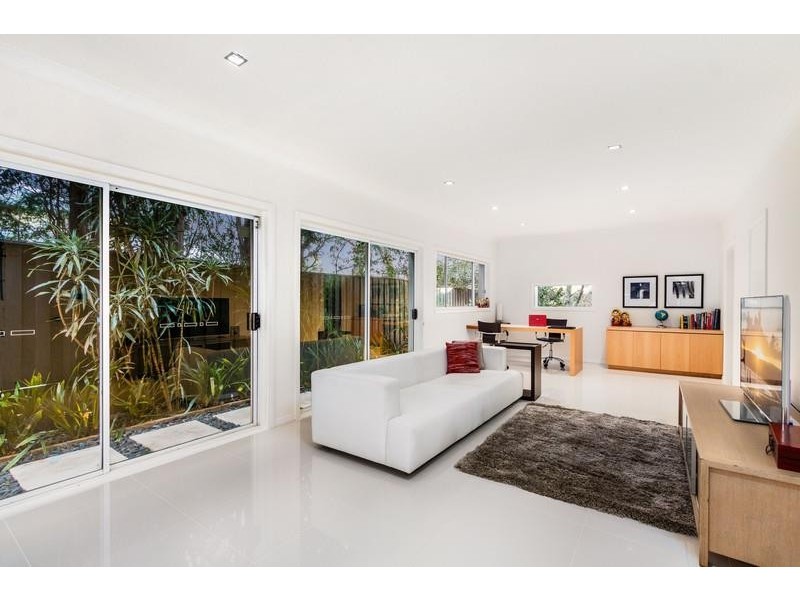 8 Hawley Close, St Ives NSW 2075