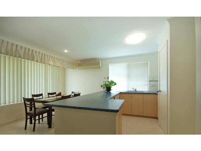 7 Carnoustie Gardens, Meadow Springs WA 6210