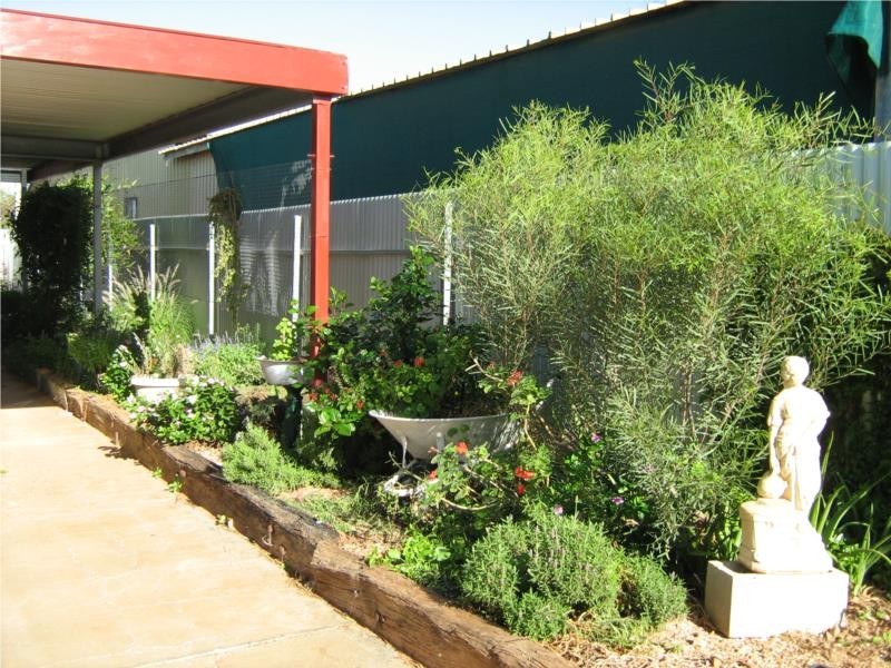 305 EYRE STREET, Coober Pedy SA 5723