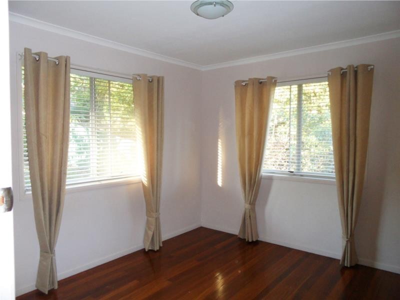 3 Birdvale Street, Taringa QLD 4068