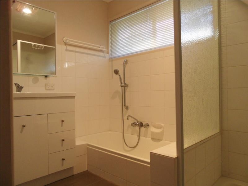 3 Birdvale Street, Taringa QLD 4068