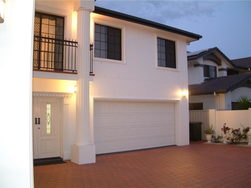 63 Dandelion Street, Eight Mile Plains QLD 4113