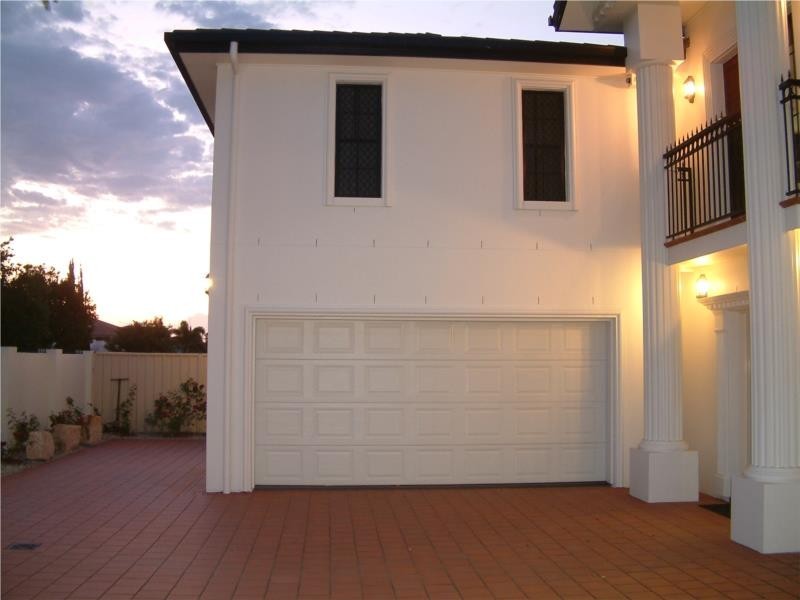 63 Dandelion Street, Eight Mile Plains QLD 4113