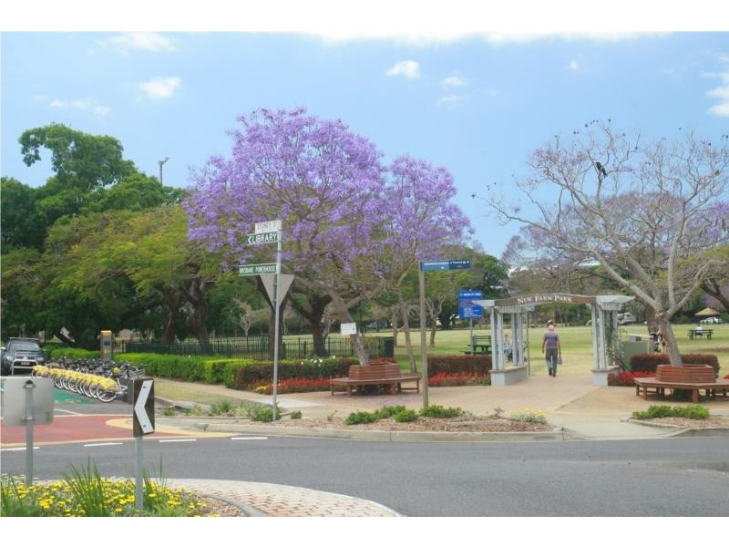 2/179 Moray Street, New Farm QLD 4005