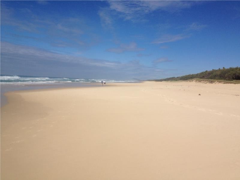 6 Ben Lexcen Drive, Sunrise Beach QLD 4567