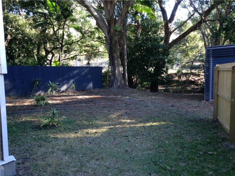 2/5 Burnham Road, Bardon QLD 4065