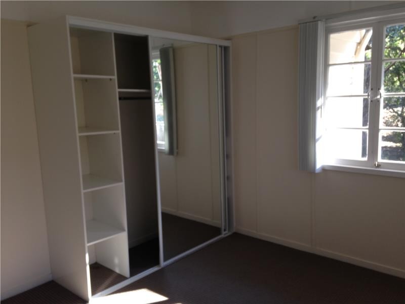 2/5 Burnham Road, Bardon QLD 4065