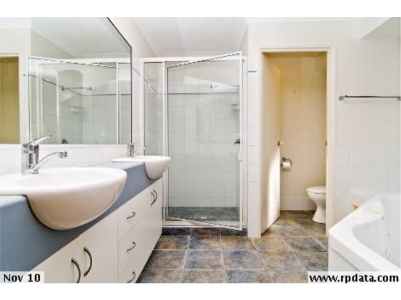 20 Lemm Street, Everton Hills QLD 4053