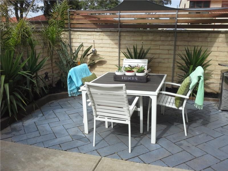 3/5 Mooloola Way, West Lakes Shore SA 5020