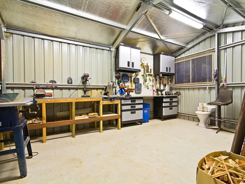 22 Atkinson Court, Albany Creek QLD 4035