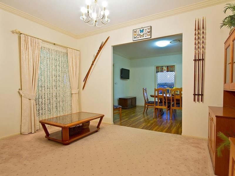 22 Atkinson Court, Albany Creek QLD 4035