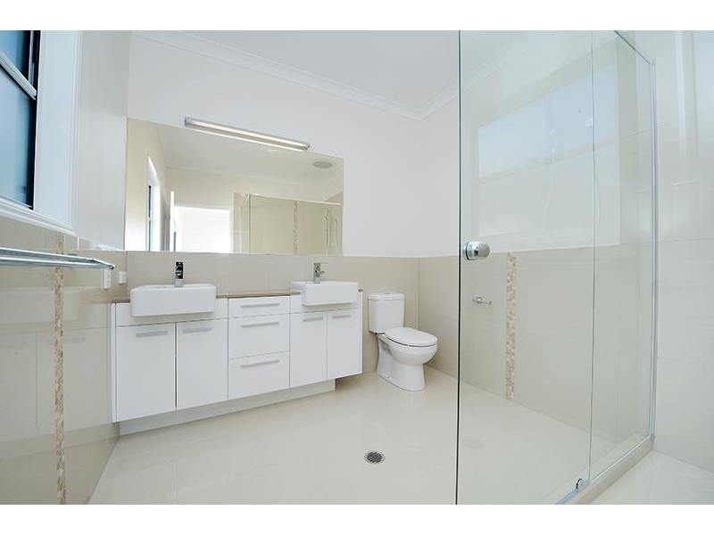 27a Macdonald Street, Dicky Beach QLD 4551