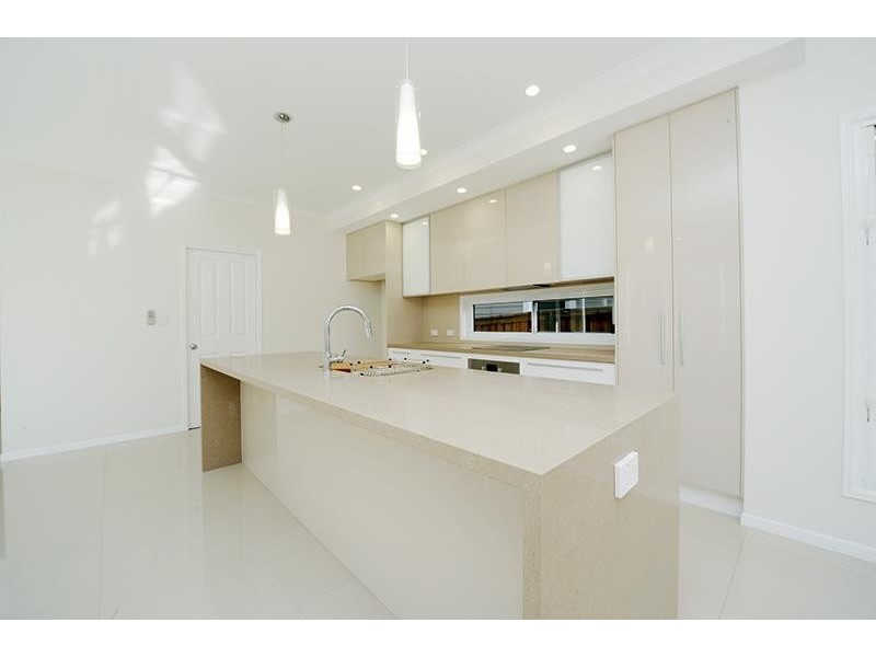 27a Macdonald Street, Dicky Beach QLD 4551