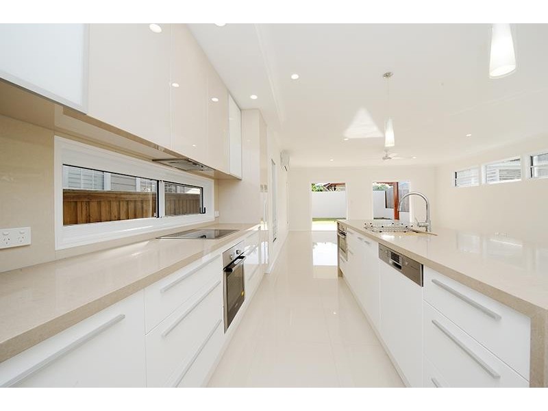 27a Macdonald Street, Dicky Beach QLD 4551