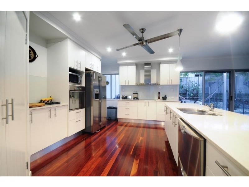 1 Thomsen Court, The Gap QLD 4061