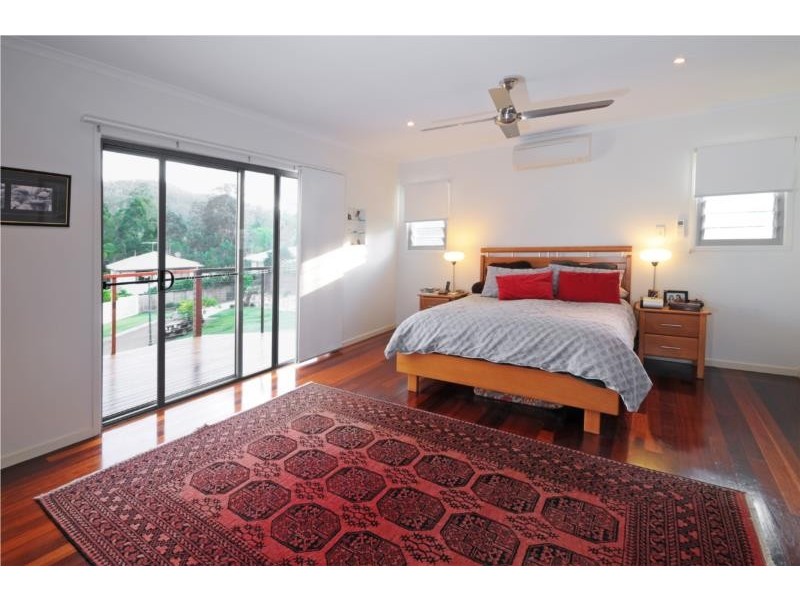 1 Thomsen Court, The Gap QLD 4061