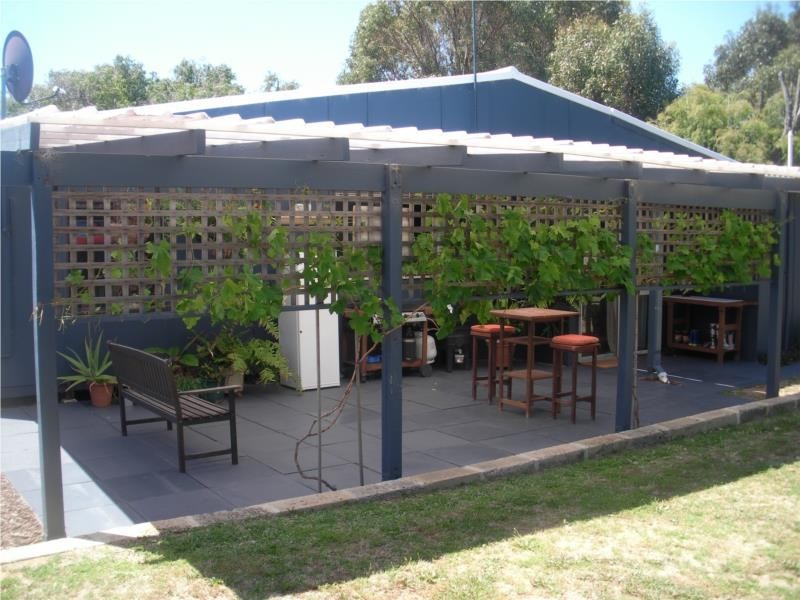 22 Sandra Street, Falcon WA 6210