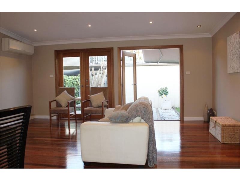 7 Alfred Street, Waratah NSW 2298