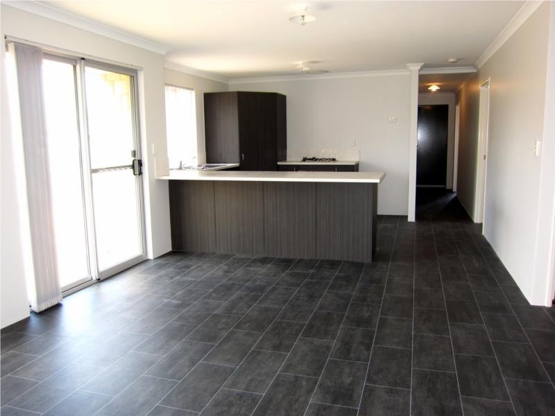 13 Legend Crescent, Greenfields WA 6210