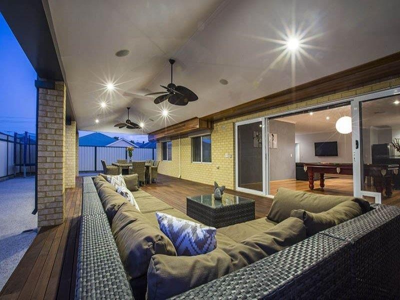 6 Botany Parade, Hammond Park WA 6164
