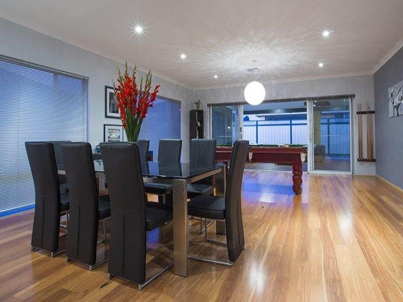 6 Botany Parade, Hammond Park WA 6164