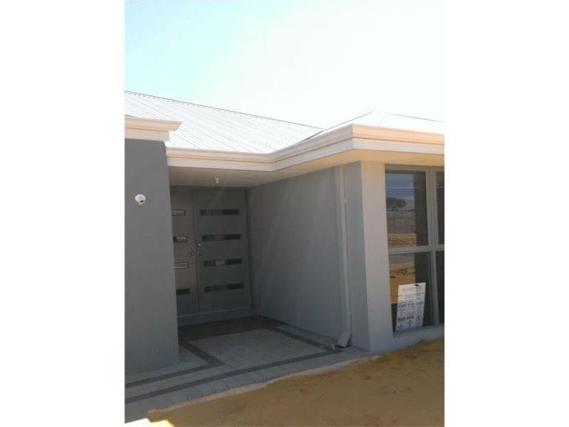 77 Sapphire Chase, Wellard WA 6170
