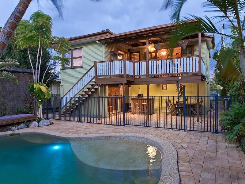 8 Garsden Street, Redcliffe QLD 4020