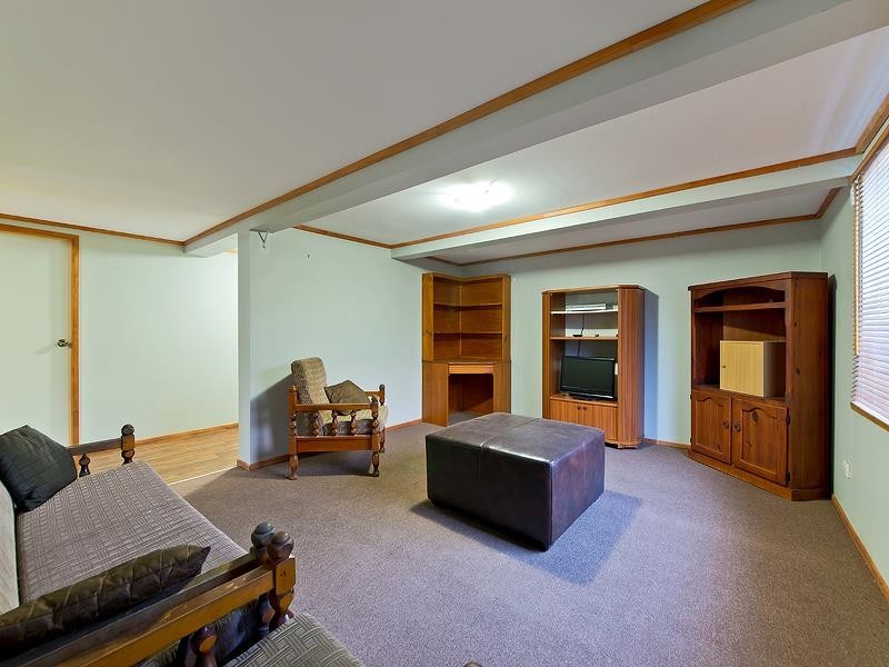 8 Garsden Street, Redcliffe QLD 4020