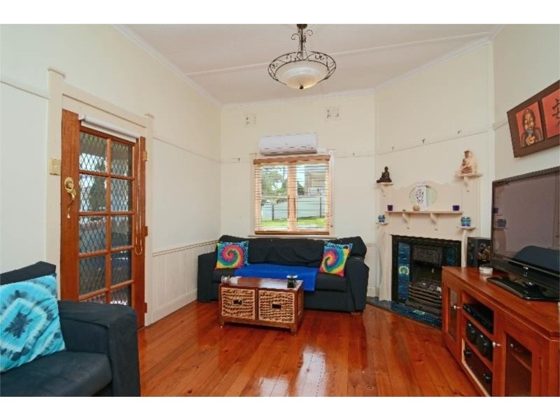 7 Murray Road, Cardiff NSW 2285