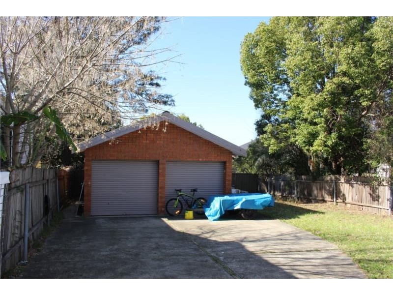 155 Hume Highway, Greenacre NSW 2190