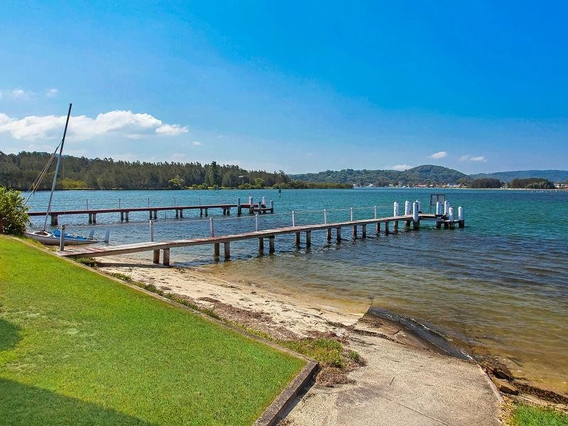 48 Marina view Parade, St Huberts Island NSW 2257