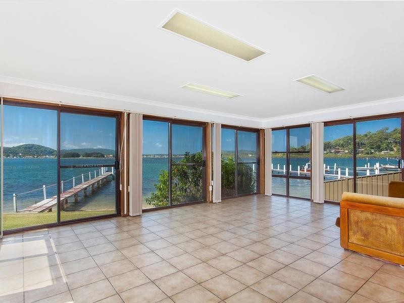 48 Marina view Parade, St Huberts Island NSW 2257