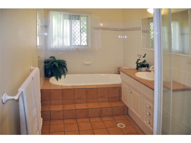 45 Strathmere Place, Upper Kedron QLD 4055